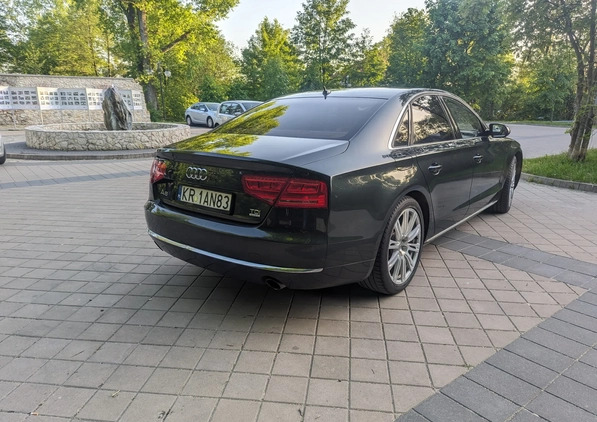 Audi A8 cena 83500 przebieg: 337000, rok produkcji 2011 z Sandomierz małe 379